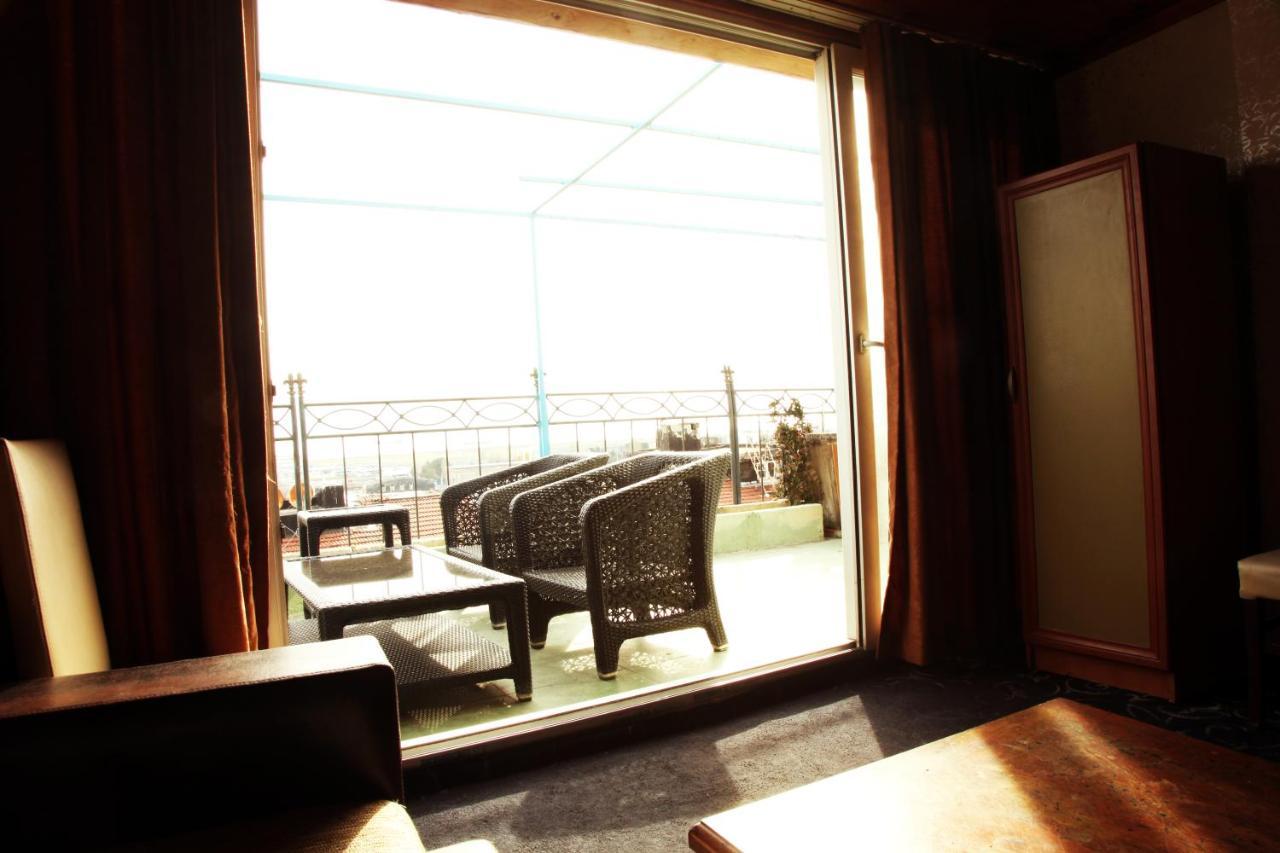 Life Inn Hotel Isztambul Kültér fotó